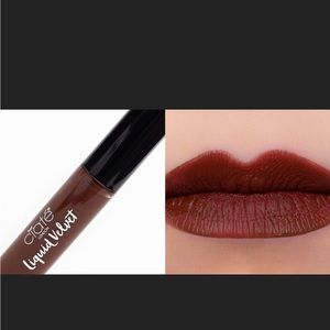 Ciate liquid velvet lipstick in obsession